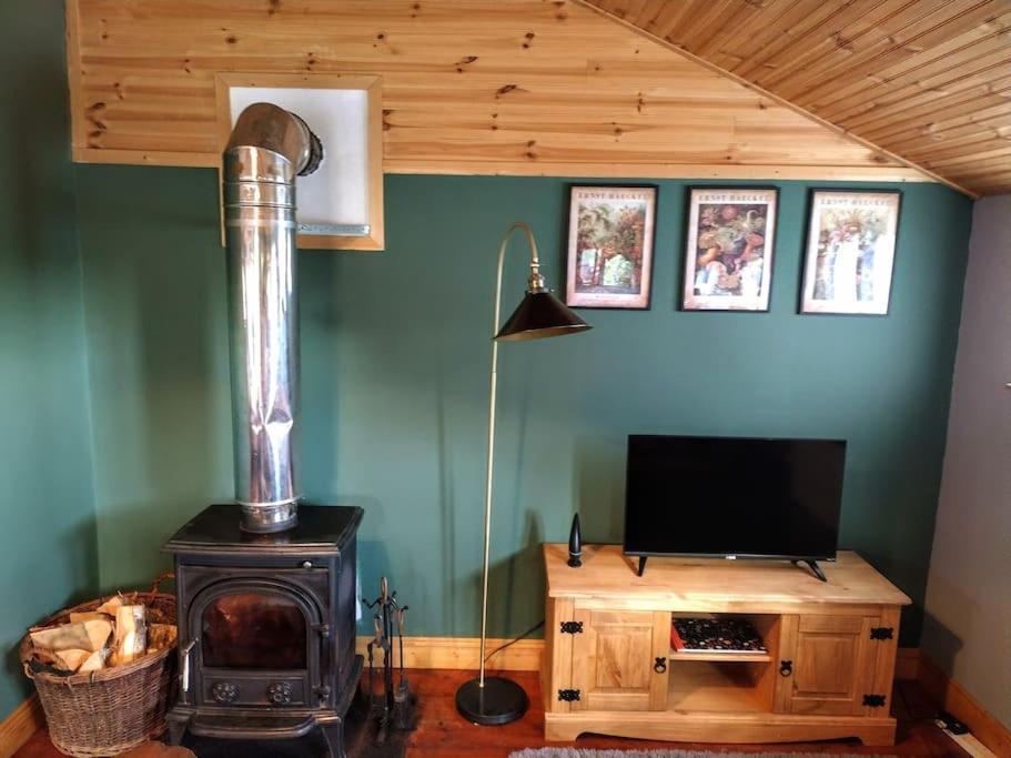 Forest View Cabin Ballaghaderreen Esterno foto